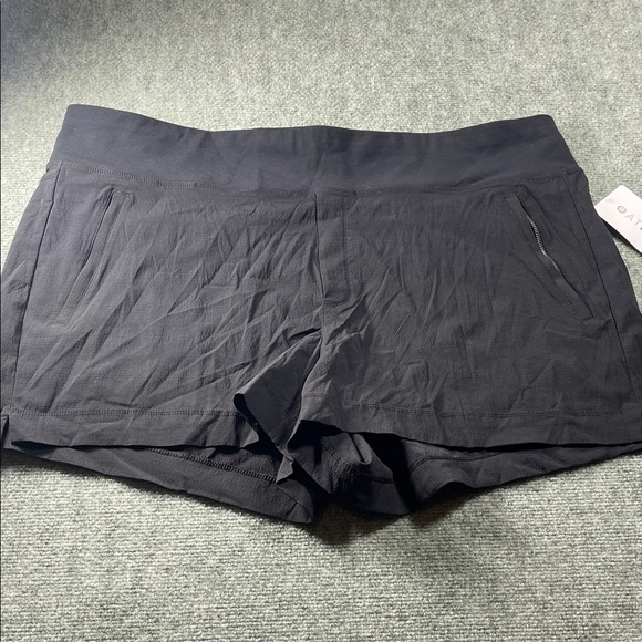 Athleta Pants - Athleta Black Active Shorts with Zipper Pocket